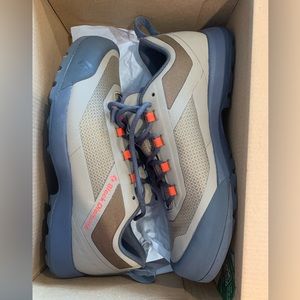 Black Diamond Mission 2.0 size 8.5 shoes NWT